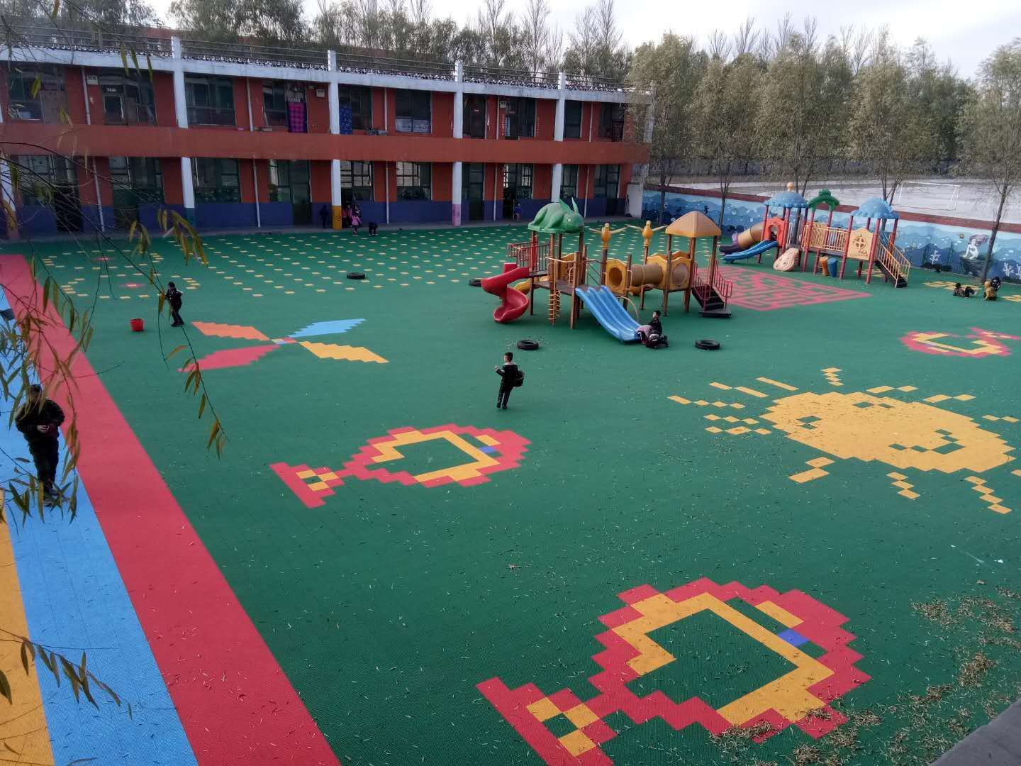 幼兒園拼裝地板 幼兒園拼裝地板